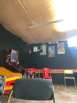 Sara-cooper2 online show from 11, 9, 2025