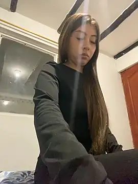 Sara-cooper2 online show from 11, 10, 2025