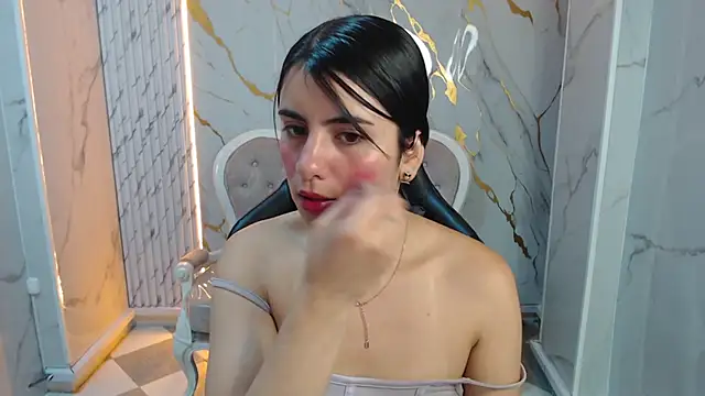 Snapshot of Eilyn_love_b chatting on 20, 9, 2025 Eilyn love b online show from 20, 9, 2025