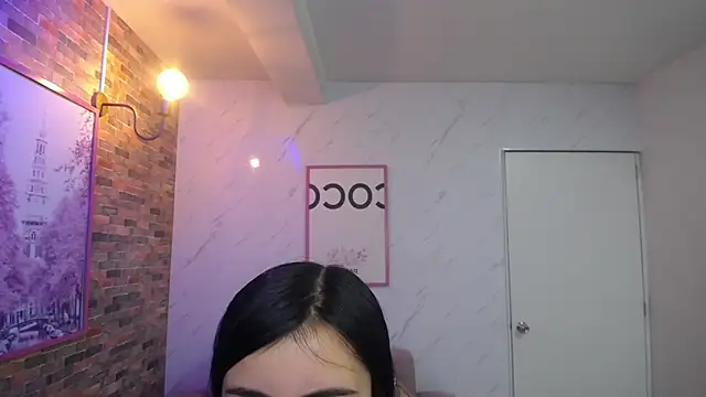 Snapshot of Eilyn_love_b chatting on 27, 9, 2025 Eilyn love b online show from 27, 9, 2025
