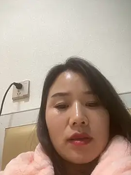 Snapshot of Mier-cn chatting on 28, 11, 2025 Mier-cn online show from 28, 11, 2025