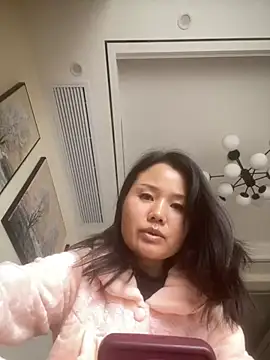 Snapshot of Mier-cn chatting on 4, 12, 2025 Mier-cn online show from 4, 12, 2025