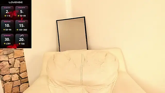 Snapshot of NinaCollinss1 chatting on 31, 10, 2025 NinaCollinss1 online show from 31, 10, 2025