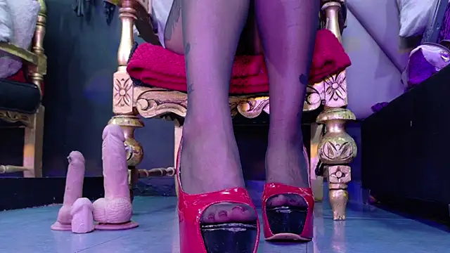 Snapshot of EvaSabath chatting on 16, 9, 2025 EvaSabath online show from 16, 9, 2025