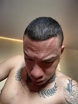 AlphaMasterXxx online show from 11, 3, 2026