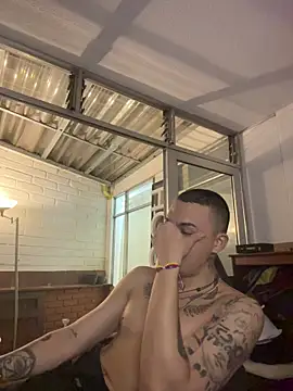 AlphaMasterXxx online show from 14, 5, 2026