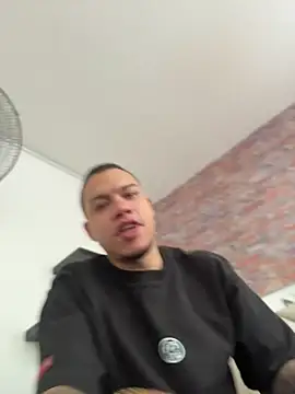 AlphaMasterXxx online show from 23, 5, 2026