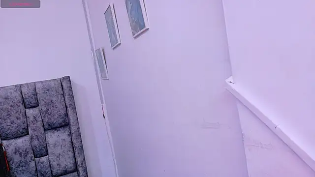 Snapshot of Lizbeth_Rouse chatting on 21, 10, 2025 Lizbeth Rouse online show from 21, 10, 2025