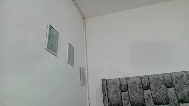 Snapshot of Lizbeth_Rouse chatting on 23, 11, 2025 Lizbeth Rouse online show from 23, 11, 2025