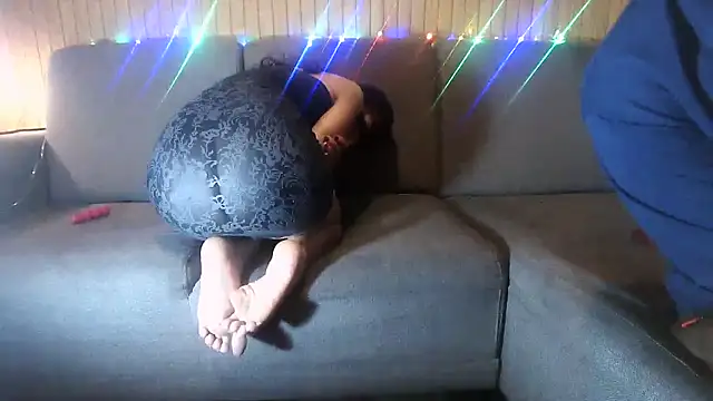 Snapshot of TheBunnyAndTheMaster chatting on 22, 10, 2025 TheBunnyAndTheMaster online show from 22, 10, 2025