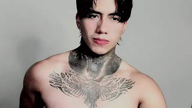 Snapshot of Alex_bdsmz chatting on 4, 11, 2025 Alex bdsmz online show from 4, 11, 2025