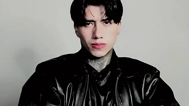 Snapshot of Alex_bdsmz chatting on 22, 12, 2025 Alex bdsmz online show from 22, 12, 2025