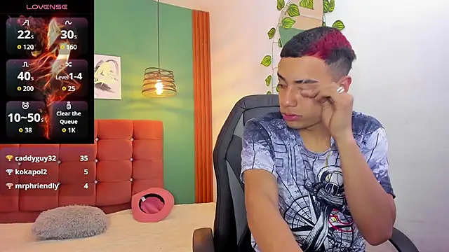 Snapshot of Aisha_andy chatting on 7, 11, 2025 Aisha andy online show from 7, 11, 2025