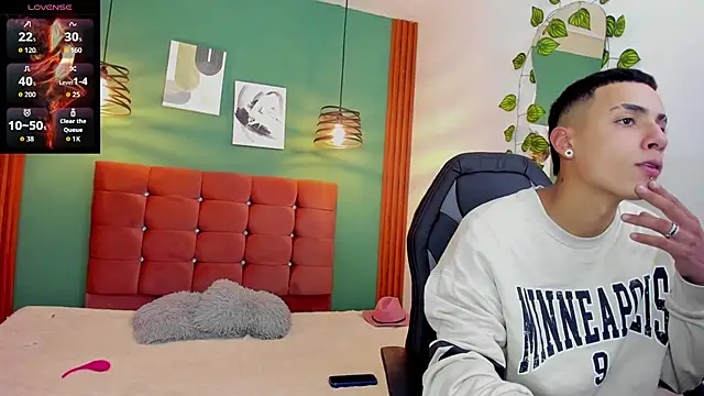 Snapshot of Aisha_andy chatting on 14, 11, 2025 Aisha andy online show from 14, 11, 2025