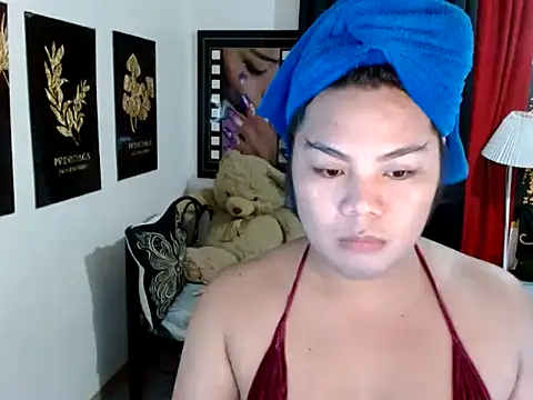 Snapshot of TSbrianaHugeCock chatting on 27, 4, 2026 TSbrianaHugeCock online show from 27, 4, 2026