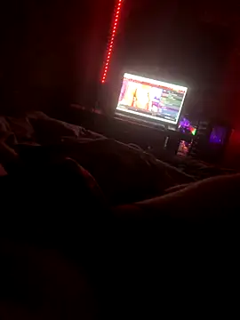 Snapshot of o-theus chatting on 9, 10, 2025 o-theus online show from 9, 10, 2025