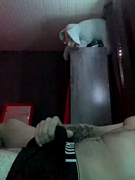 Snapshot of o-theus chatting on 12, 10, 2025 o-theus online show from 12, 10, 2025