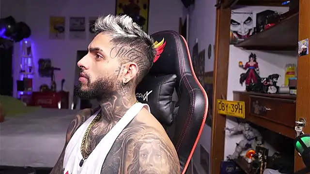 logan hugh8 online show from 10, 4, 2026