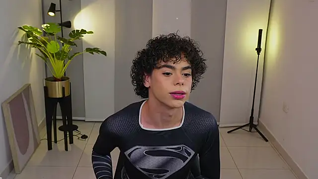 Snapshot of Timmyshy_ chatting on 7, 11, 2025 Timmyshy online show from 7, 11, 2025