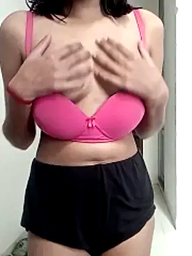 Snapshot of Aru_8507 chatting on 28, 11, 2025 Aru 8507 online show from 28, 11, 2025