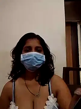 Love Foreverr12 online show from 27, 10, 2025