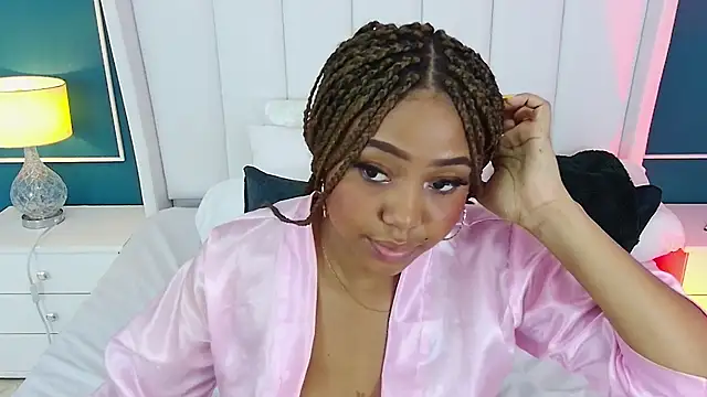 Snapshot of AngelaRoberts chatting on 13, 9, 2025 AngelaRoberts online show from 13, 9, 2025
