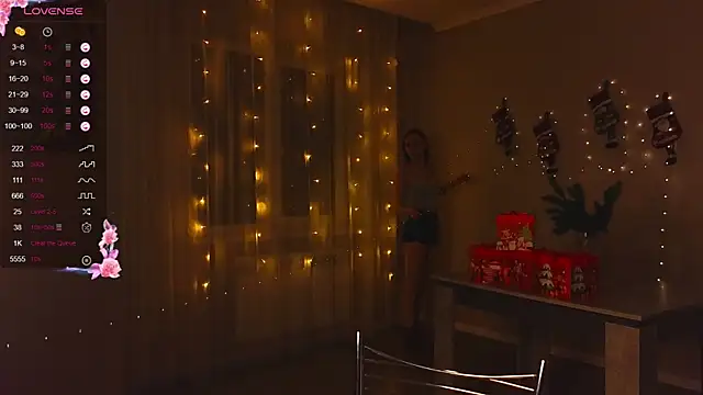 NyxaThorn online show from 19, 12, 2025