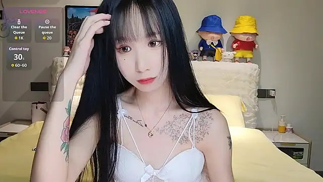 Snapshot of M-OTT_ chatting on 6, 11, 2025 M-OTT online show from 6, 11, 2025