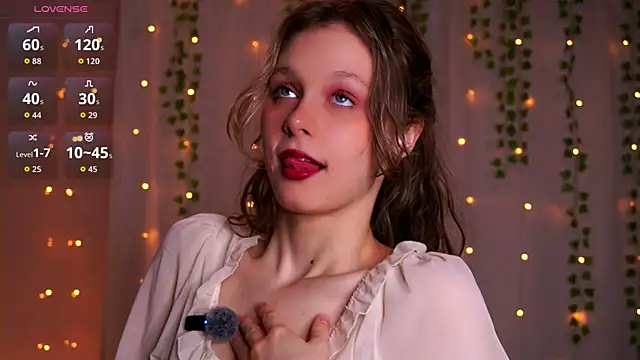 Snapshot of Tender_beauty chatting on 14, 7, 2026 Tender beauty online show from 14, 7, 2026
