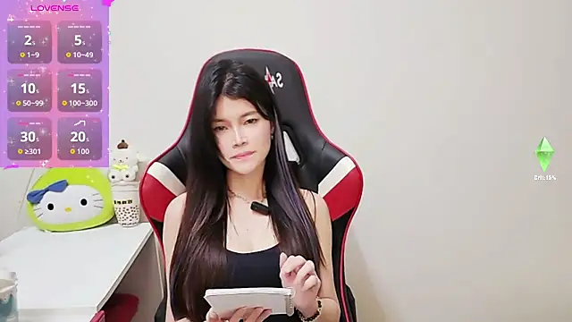 Snapshot of Alina10932 chatting on 30, 9, 2025 Alina10932 online show from 30, 9, 2025