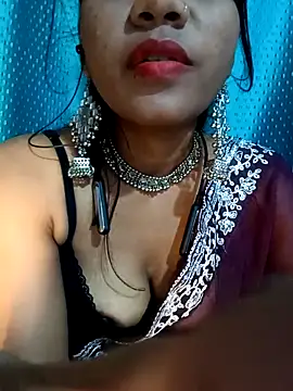 Snapshot of Horny_Ishika chatting on 30, 10, 2025 Horny Ishika online show from 30, 10, 2025