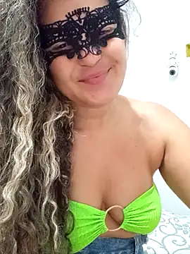 Snapshot of RaphinhaSanches chatting on 24, 10, 2025 RaphinhaSanches online show from 24, 10, 2025