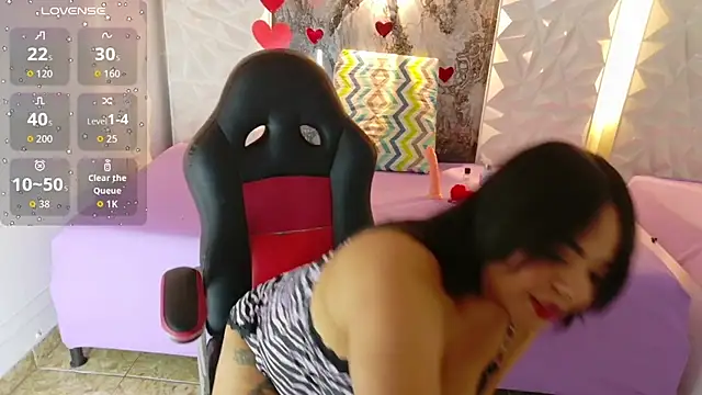 Snapshot of Luciana_r chatting on 24, 9, 2025 Luciana r online show from 24, 9, 2025