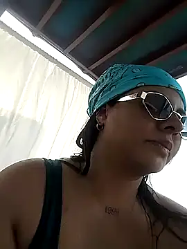 Snapshot of Luciana_r chatting on 9, 11, 2025 Luciana r online show from 9, 11, 2025