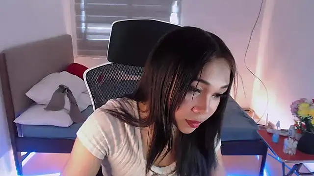 SultryCyraFoxmore online show from 9, 9, 2025