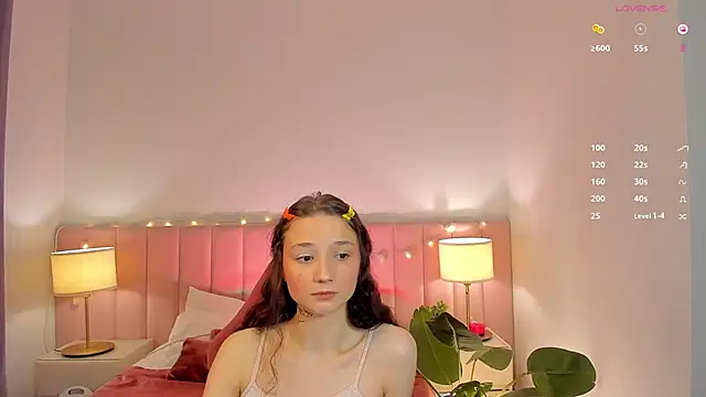 Snapshot of MilliMouse chatting on 23, 9, 2025 MilliMouse online show from 23, 9, 2025