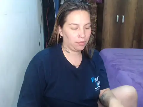 cloequeen15 online show from 31, 3, 2026