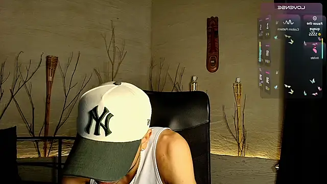 Snapshot of MarcusRain_ chatting on 24, 10, 2025 MarcusRain online show from 24, 10, 2025