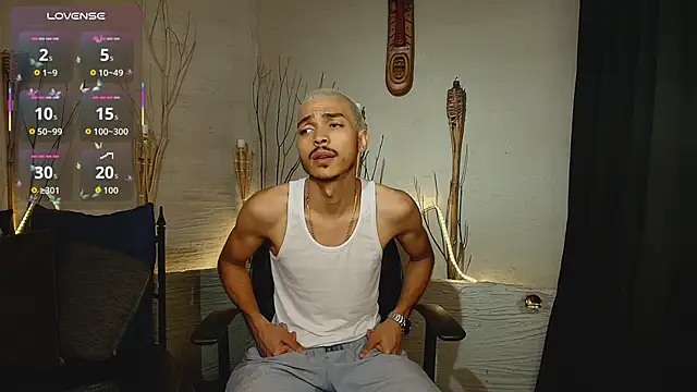 Snapshot of MarcusRain_ chatting on 19, 11, 2025 MarcusRain online show from 19, 11, 2025