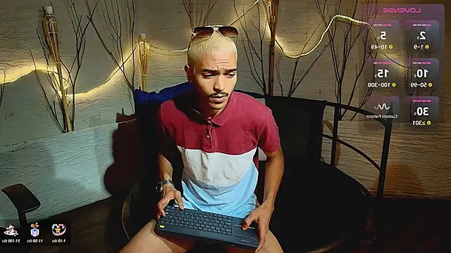 Snapshot of MarcusRain_ chatting on 1, 12, 2025 MarcusRain online show from 1, 12, 2025