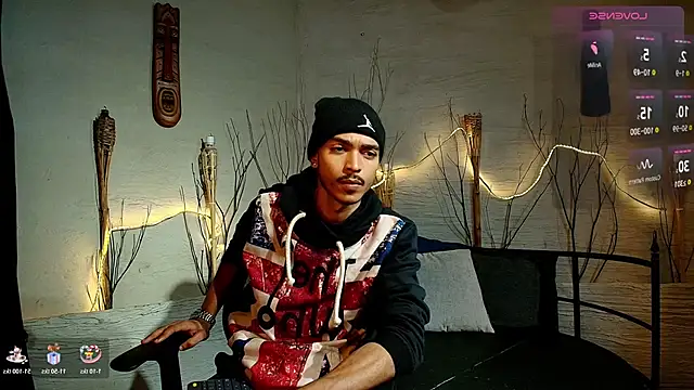 Snapshot of MarcusRain_ chatting on 2, 12, 2025 MarcusRain online show from 2, 12, 2025