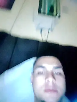 Snapshot of gaeldavid chatting on 11, 9, 2025 gaeldavid online show from 11, 9, 2025