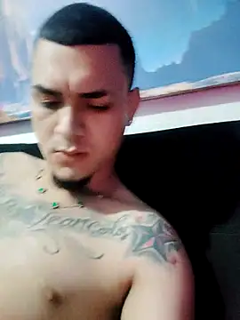 Snapshot of gaeldavid chatting on 24, 9, 2025 gaeldavid online show from 24, 9, 2025