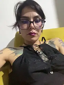 Snapshot of Esmeralda_CO chatting on 15, 12, 2025 Esmeralda CO online show from 15, 12, 2025