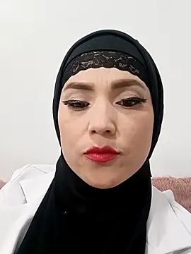 Snapshot of jamila_zair chatting on 23, 4, 2026 jamila zair online show from 23, 4, 2026