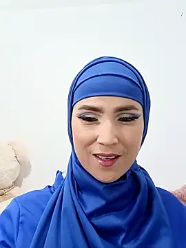 Snapshot of jamila_zair chatting on 8, 5, 2026 jamila zair online show from 8, 5, 2026