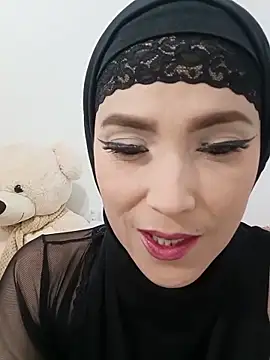 Snapshot of jamila_zair chatting on 12, 5, 2026 jamila zair online show from 12, 5, 2026