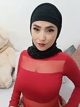 Snapshot of jamila_zair chatting on 19, 5, 2026 jamila zair online show from 19, 5, 2026