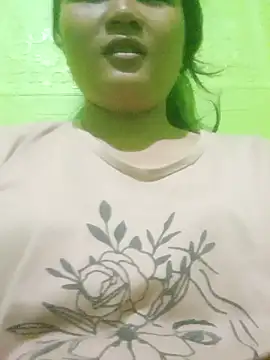 Sexy-Mama25 online show from 20, 4, 2026