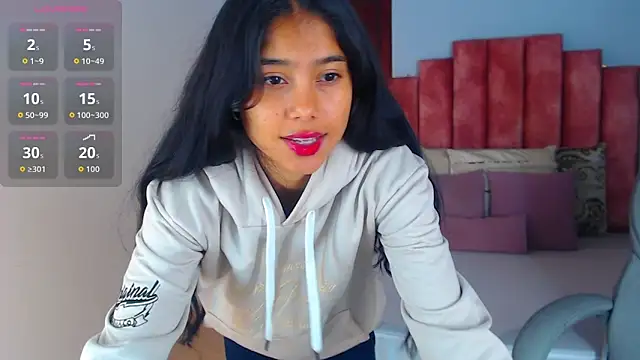 Snapshot of Milaa_Star_ chatting on 23, 10, 2025 Milaa Star online show from 23, 10, 2025